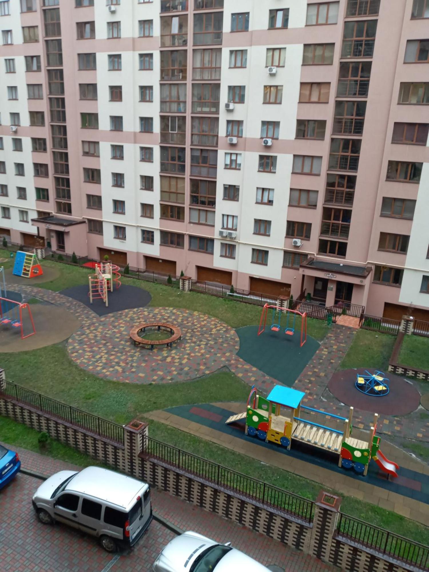 Шикарные Апартаменты На Ул.Княгини Ольги ,100К. Leópolis Exterior foto